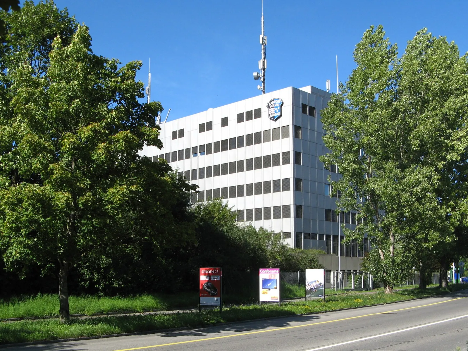 Arkivbild: kantonspolisens byggnad i Aarau