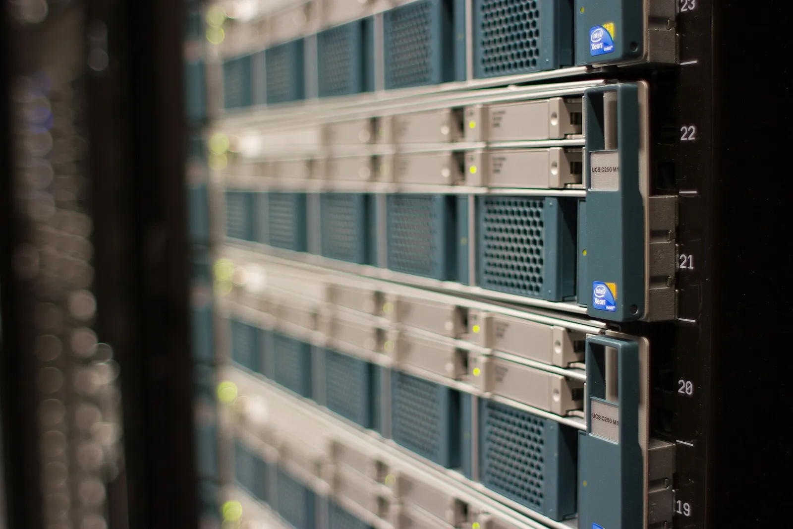Arkivbild: serverhallar i ett datacenter