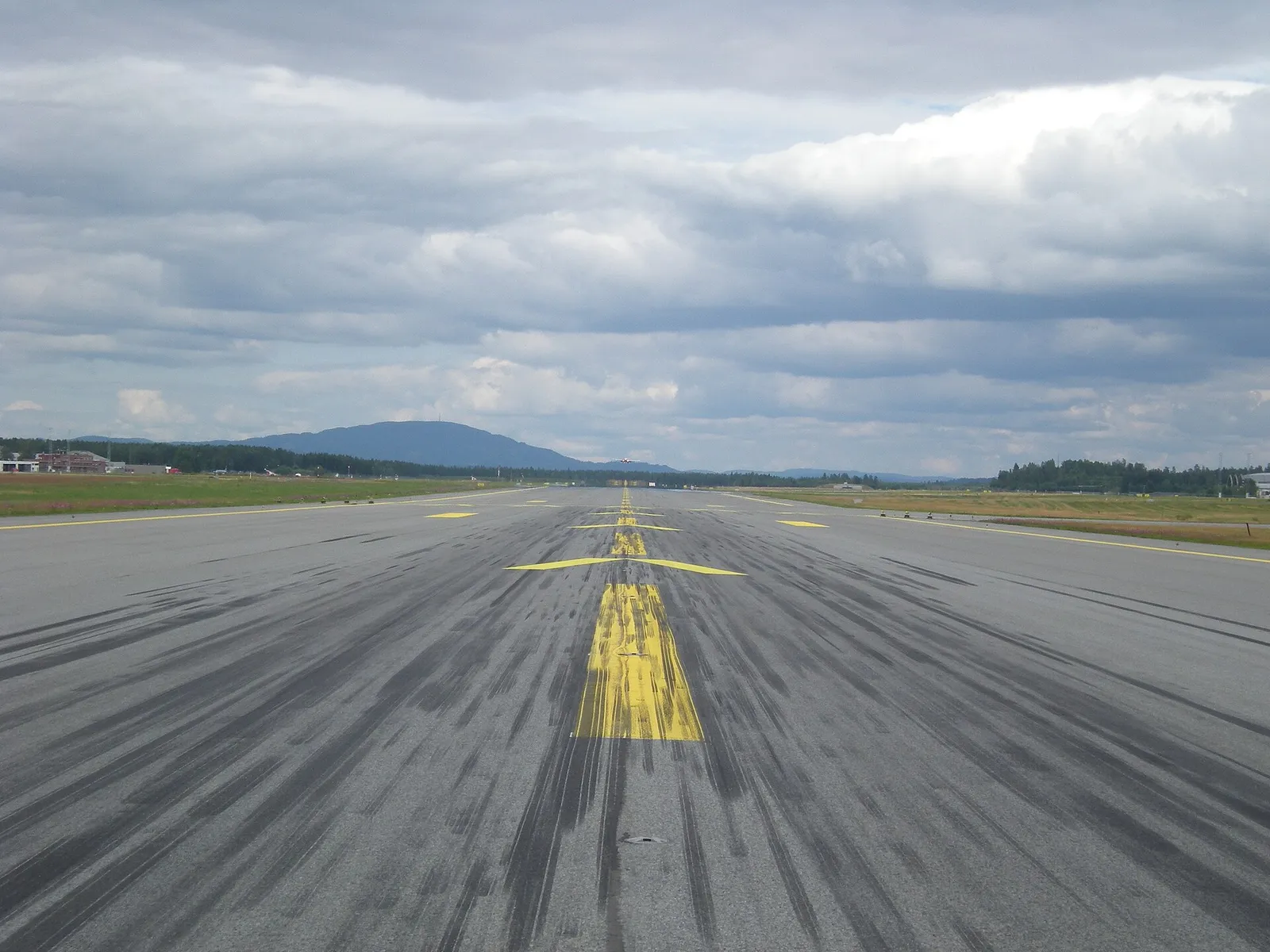 Landningsbana vid Oslo Gardermoen