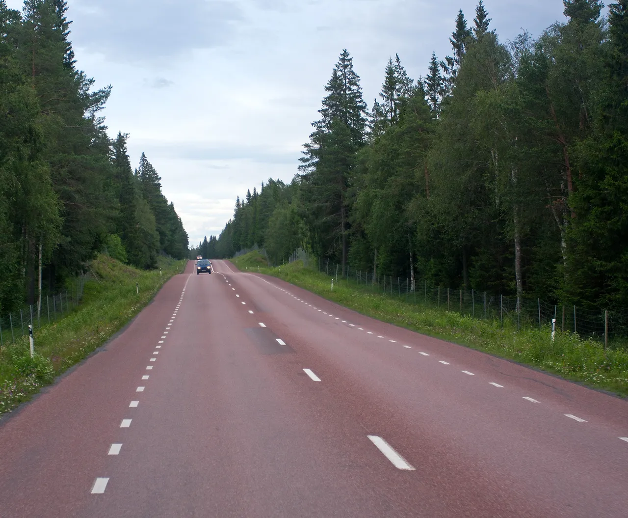 Landsväg i Sverige (genrebild)