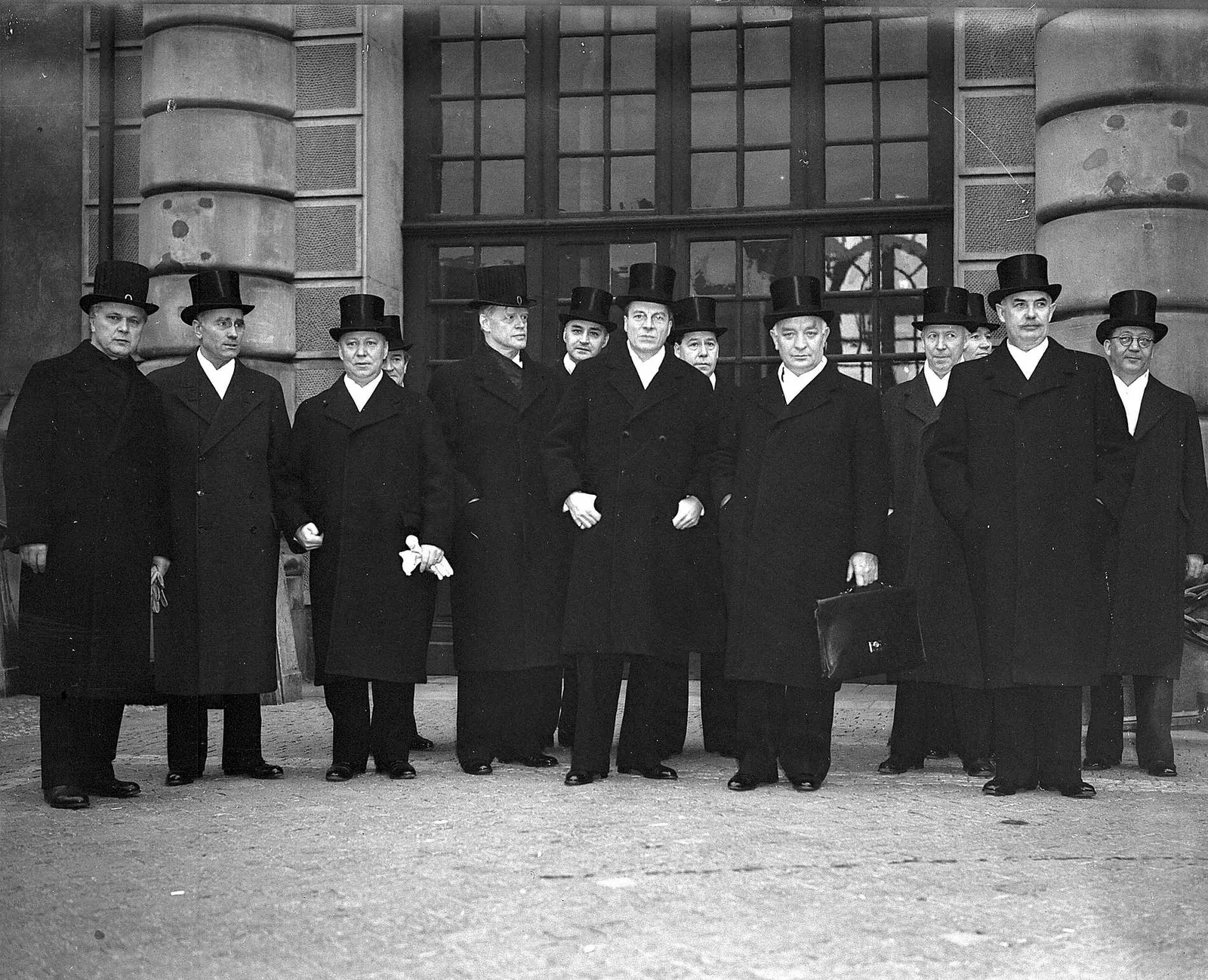 Statsminister Per Albin Hansson med regeringen 1939