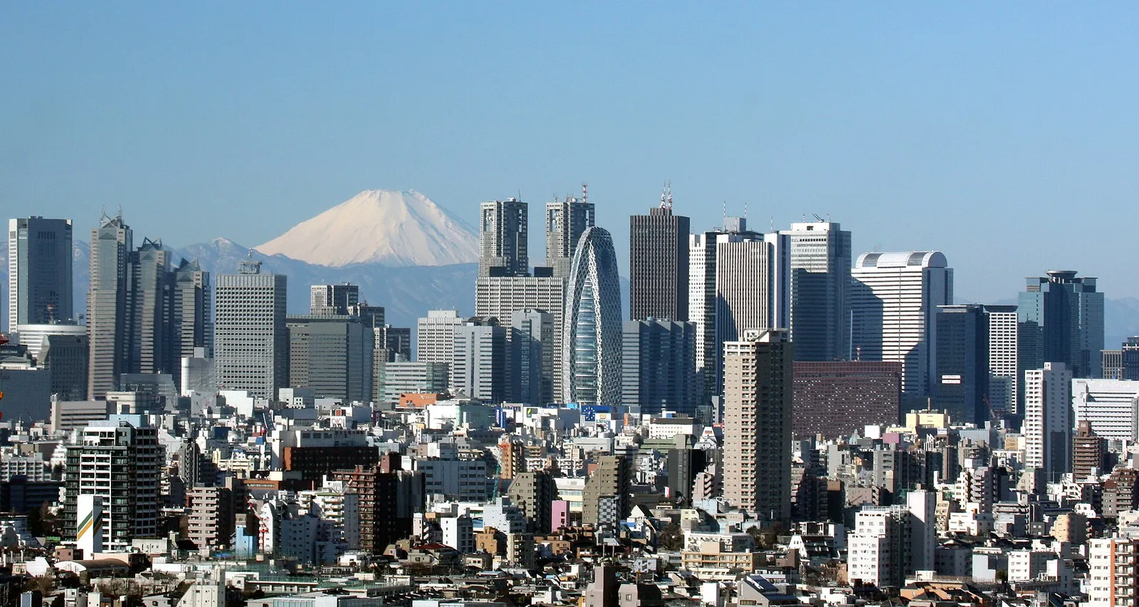 Skyskrapor i Shinjuku, Tokyo (arkivbild)