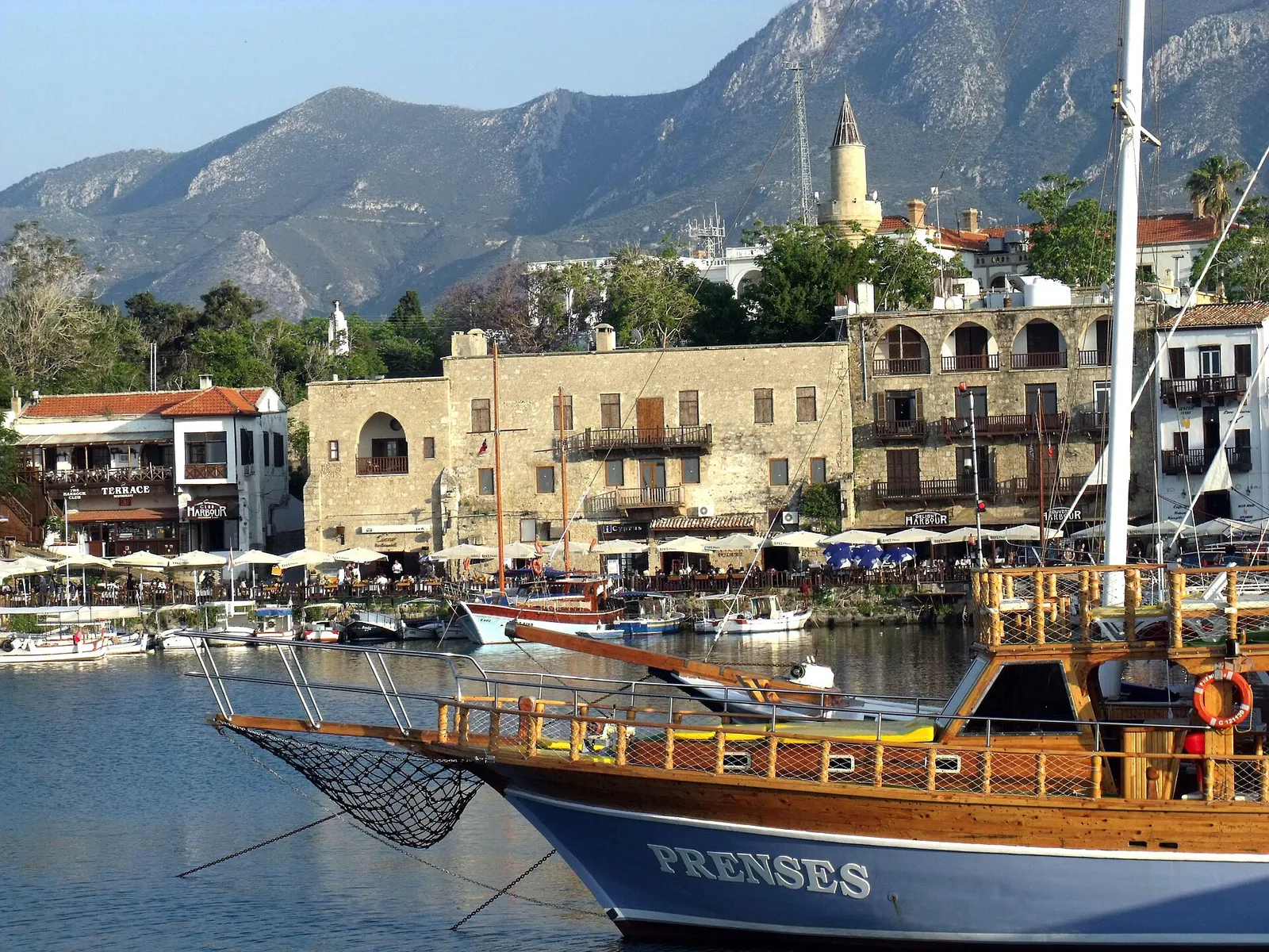 Arkivbild: hamnen i Kyrenia på norra Cypern
