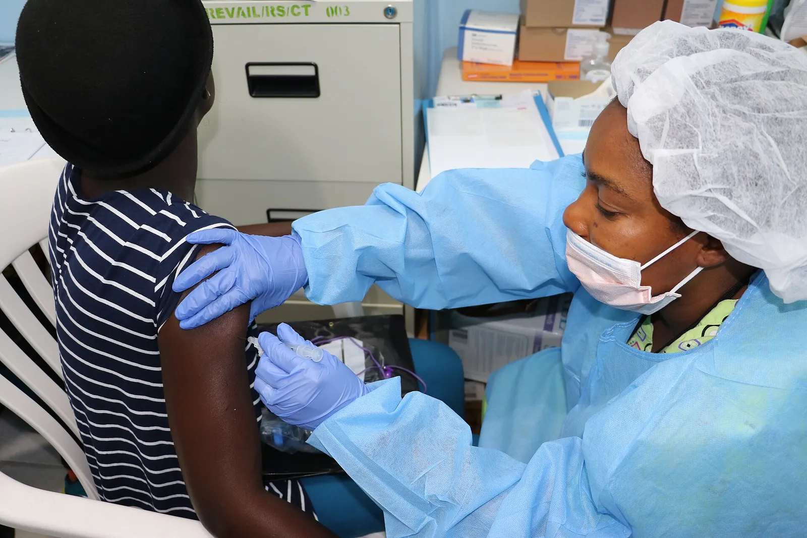 Vaccinstudie mot ebola i Västafrika