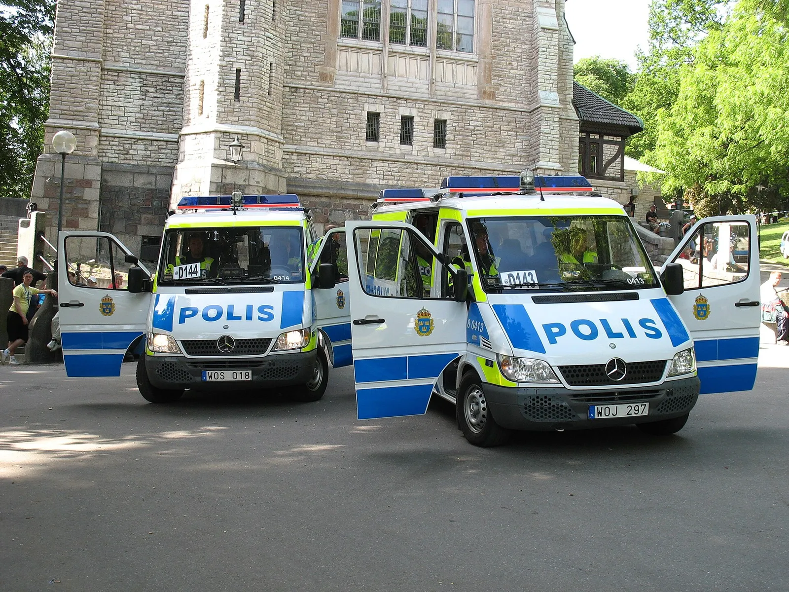 Svenska polisfordon i Stockholm