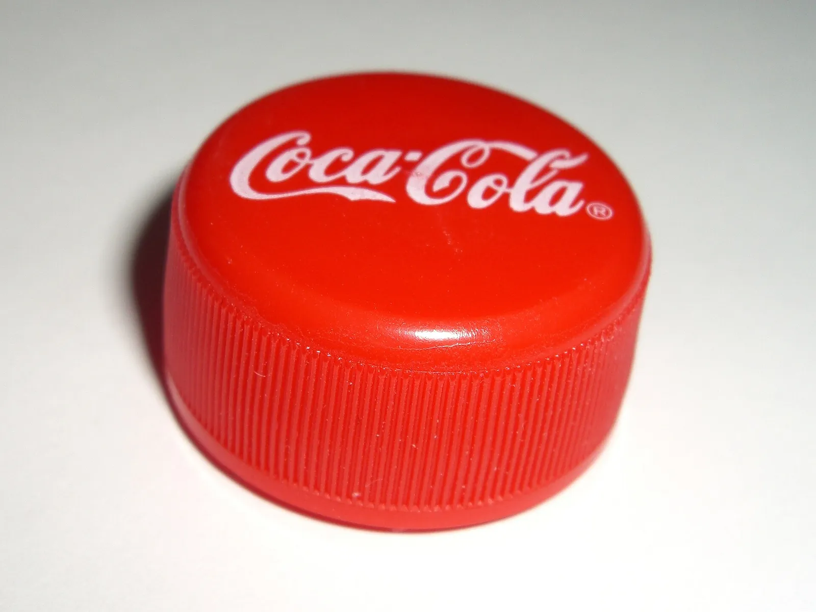En plastkork på en flaska (genrebild)