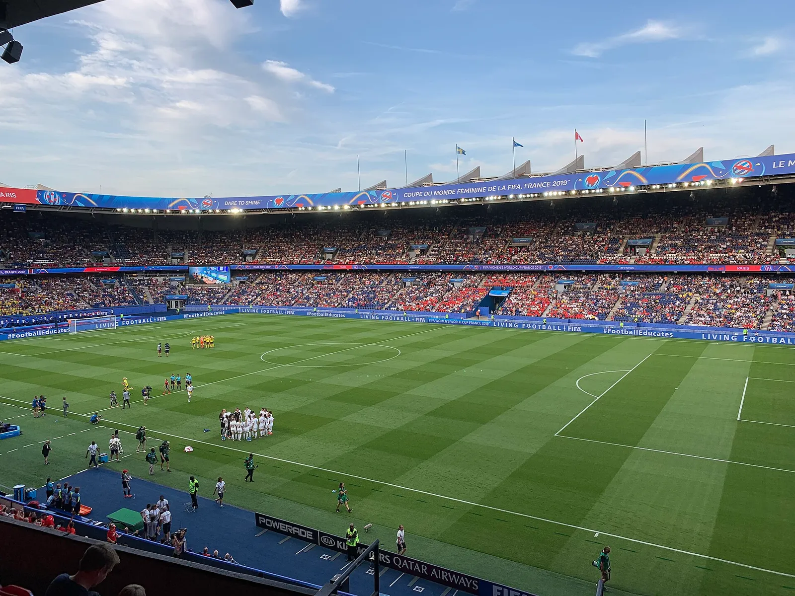 Svenska damlandslaget i en landskamp (arkivbild)