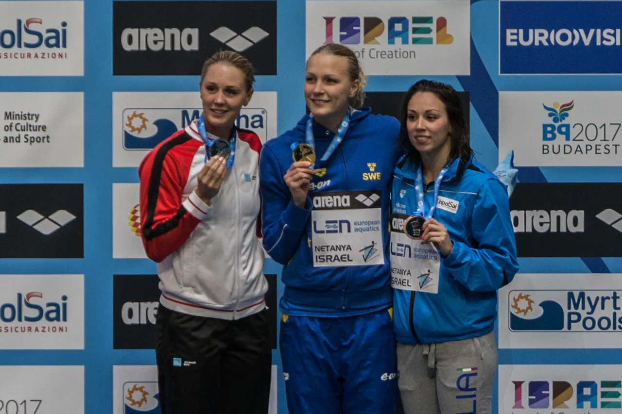 Sarah Sjöström i en simtävling