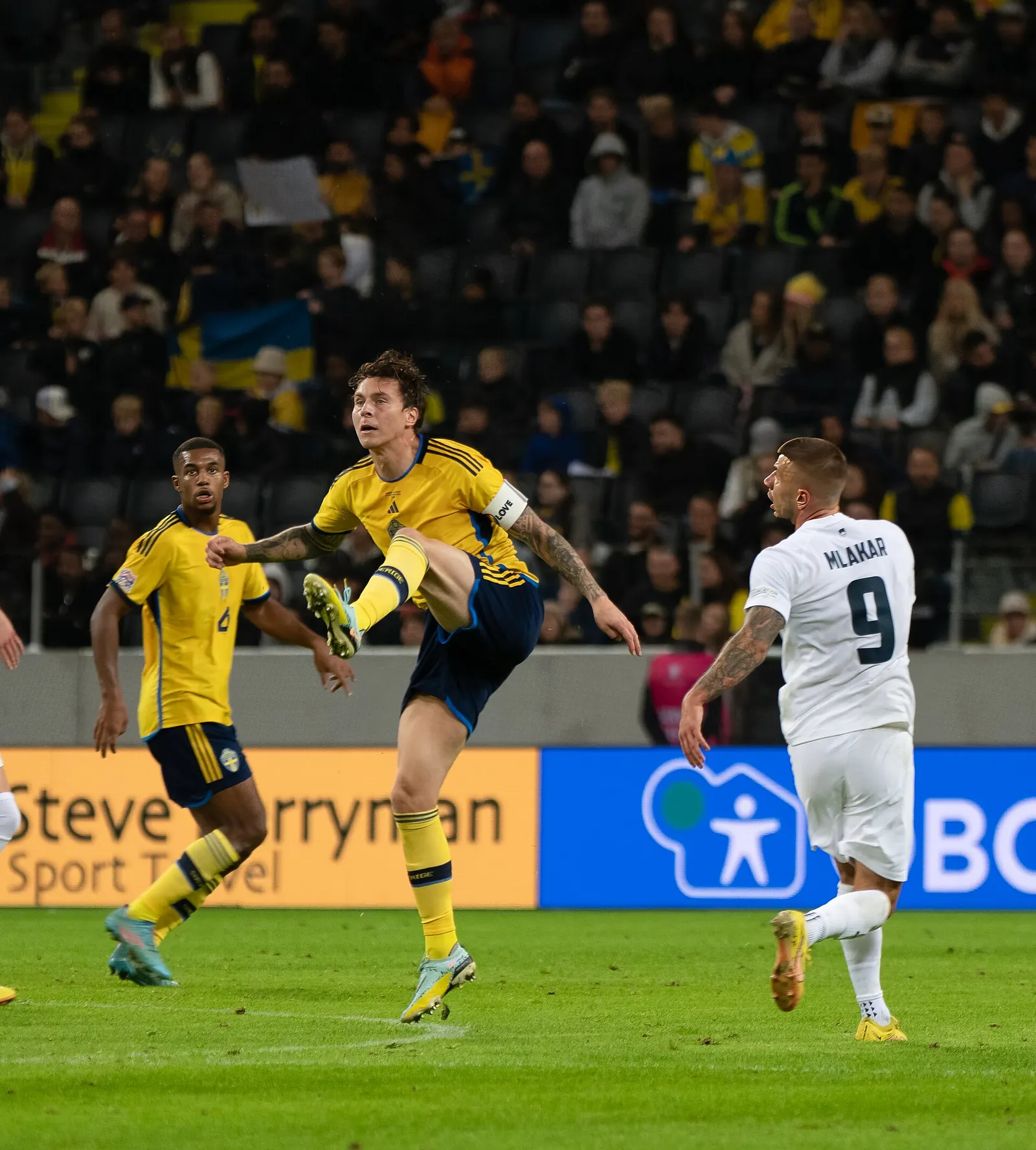 Det svenska fotbollslandslaget i en landskamp 2022