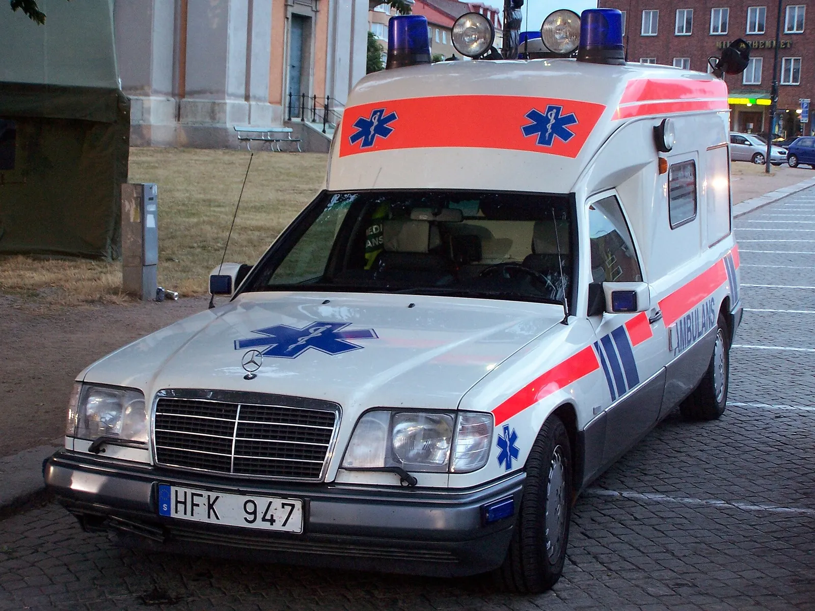 Svensk ambulans