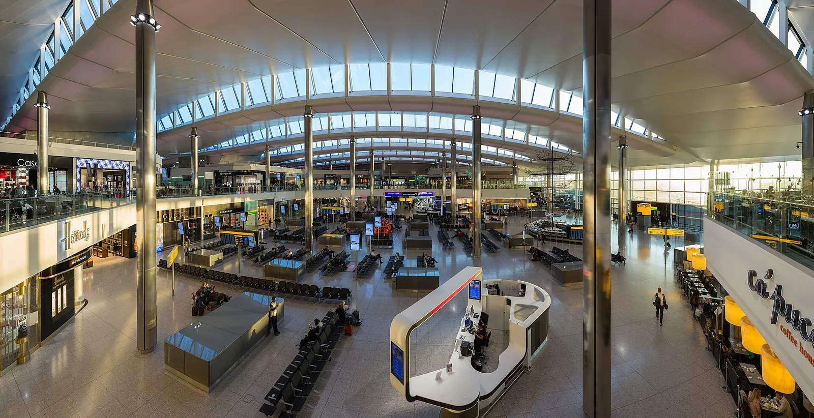Arkivbild: terminal 2 på Heathrow.