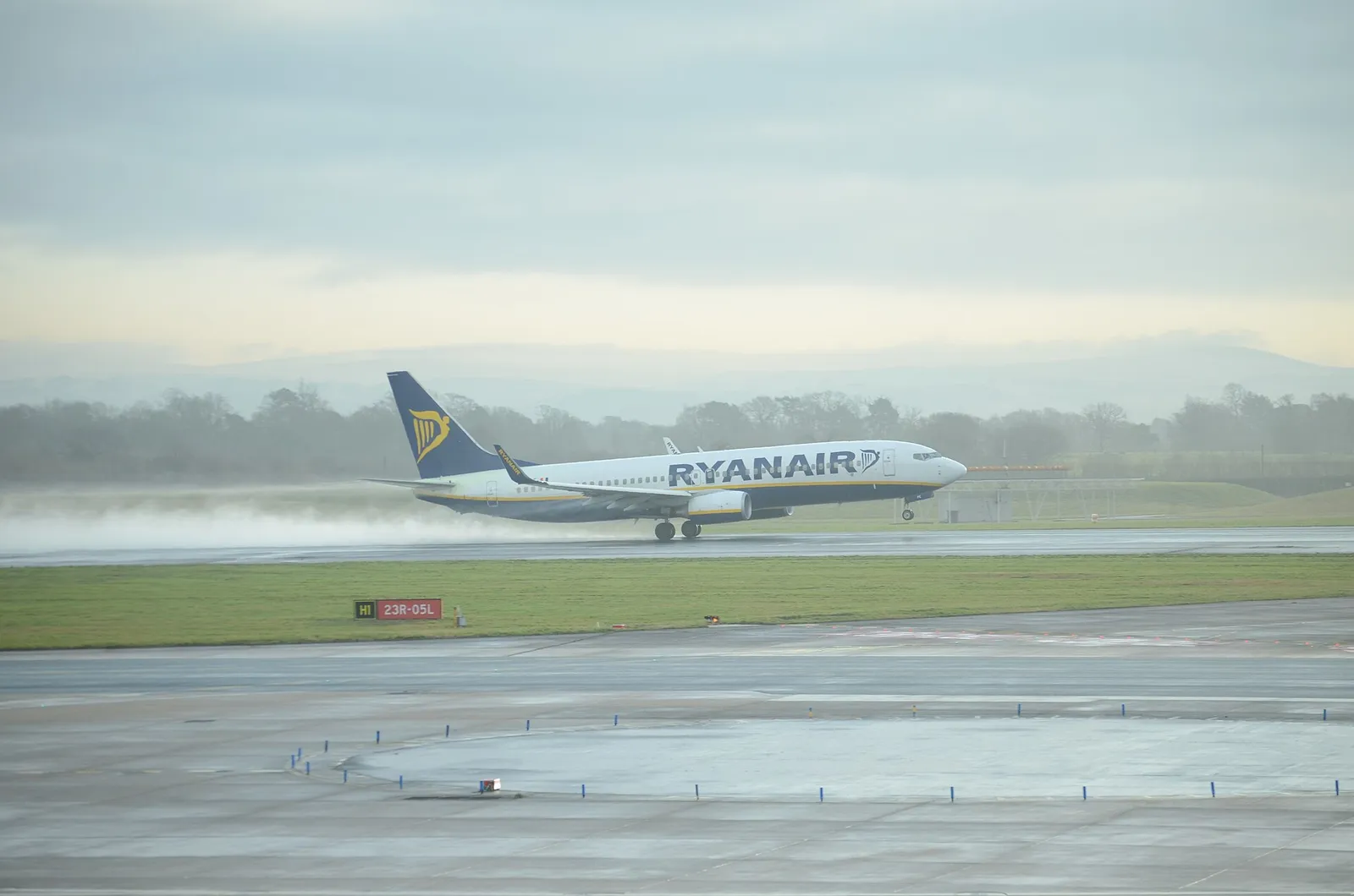 Ett Ryanair-plan av typen Boeing 737-800 (arkivbild)