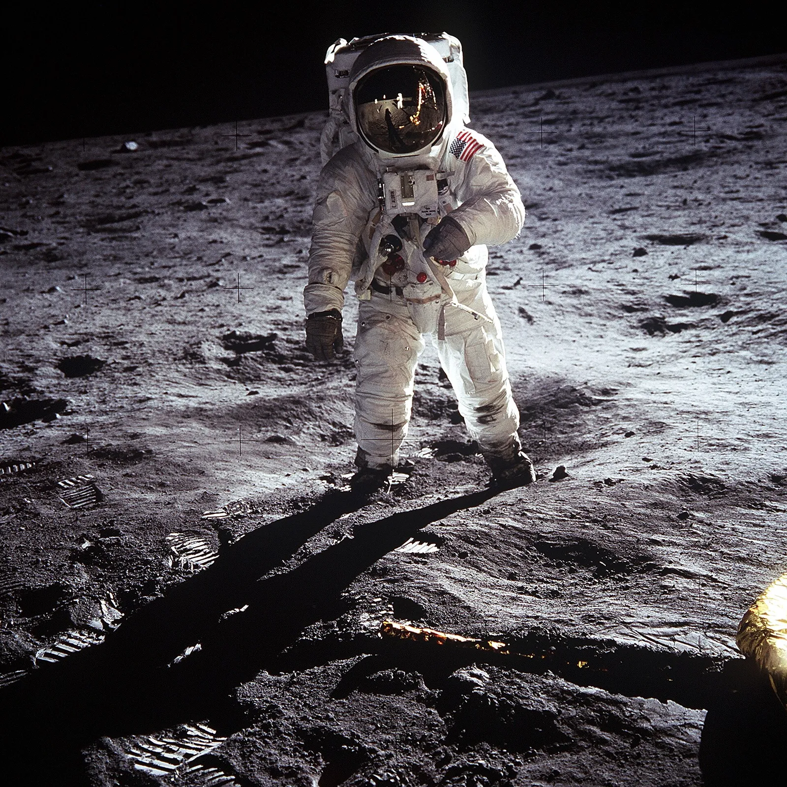 Astronaut på månens yta